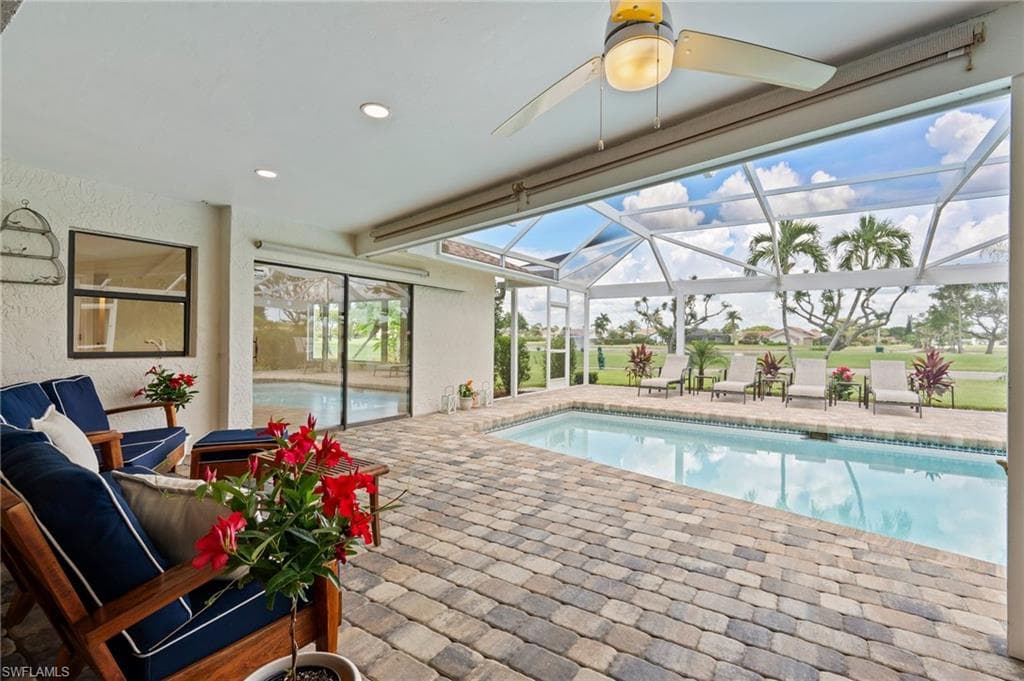 1203 Foxfire Ln, Naples, FL 34104-19