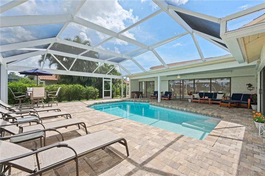 1203 Foxfire Ln, Naples, FL 34104-24