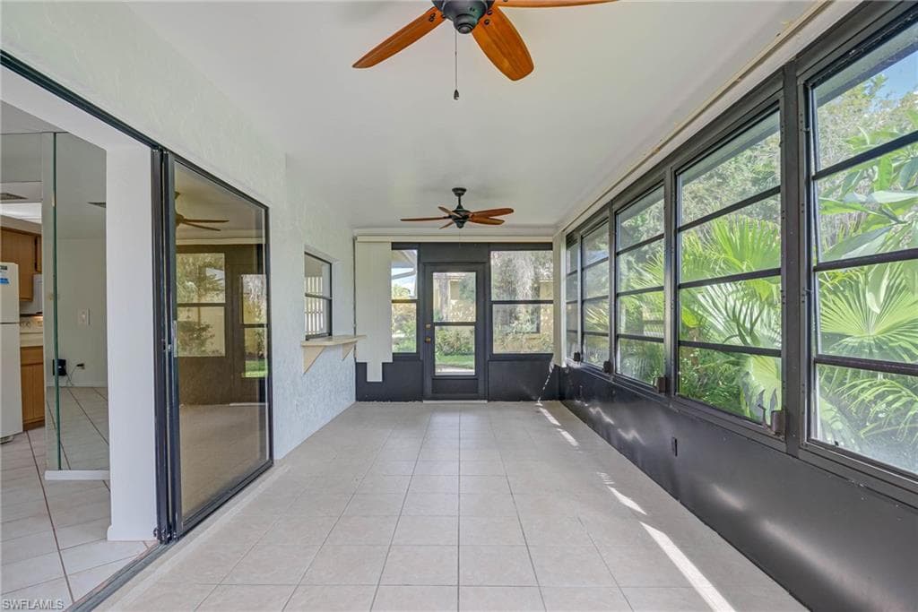 265 Marseille Dr, Naples, FL 34112-21