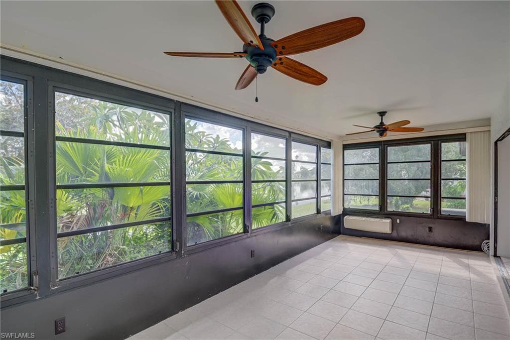 265 Marseille Dr, Naples, FL 34112-23