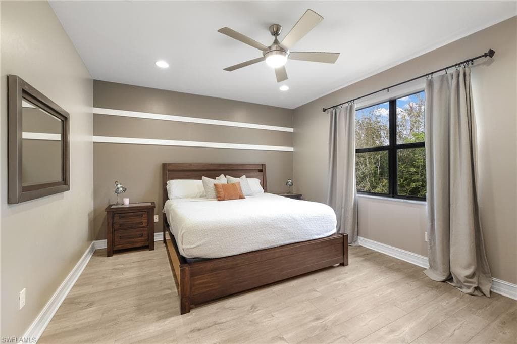 7887 Bristol Cir, Naples, FL 34120-14