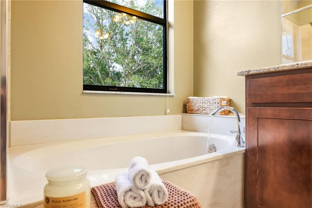 7887 Bristol Cir, Naples, FL 34120-19