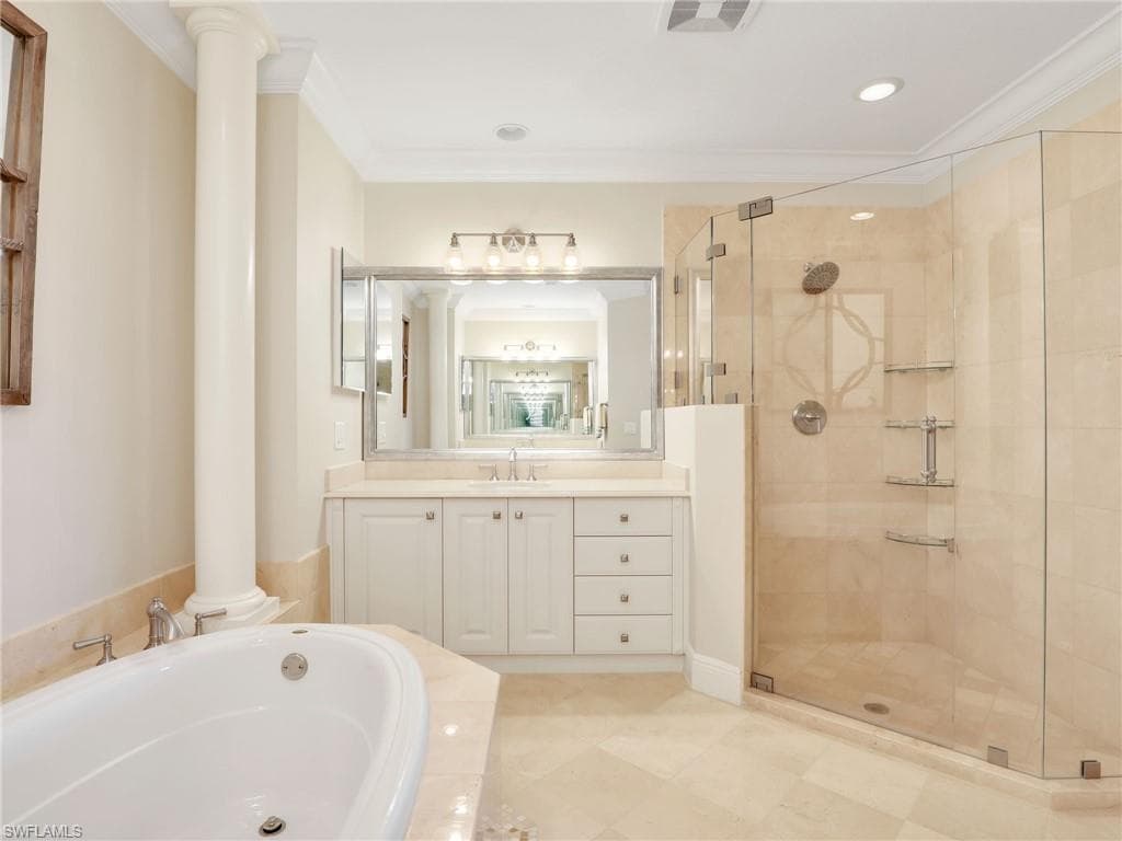 2718 Callista Ct 101, Naples, FL 34114-16