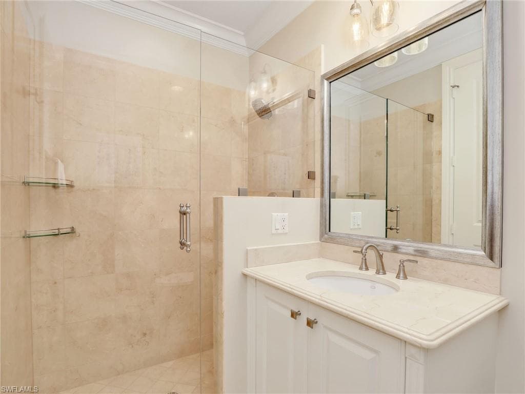 2718 Callista Ct 101, Naples, FL 34114-19