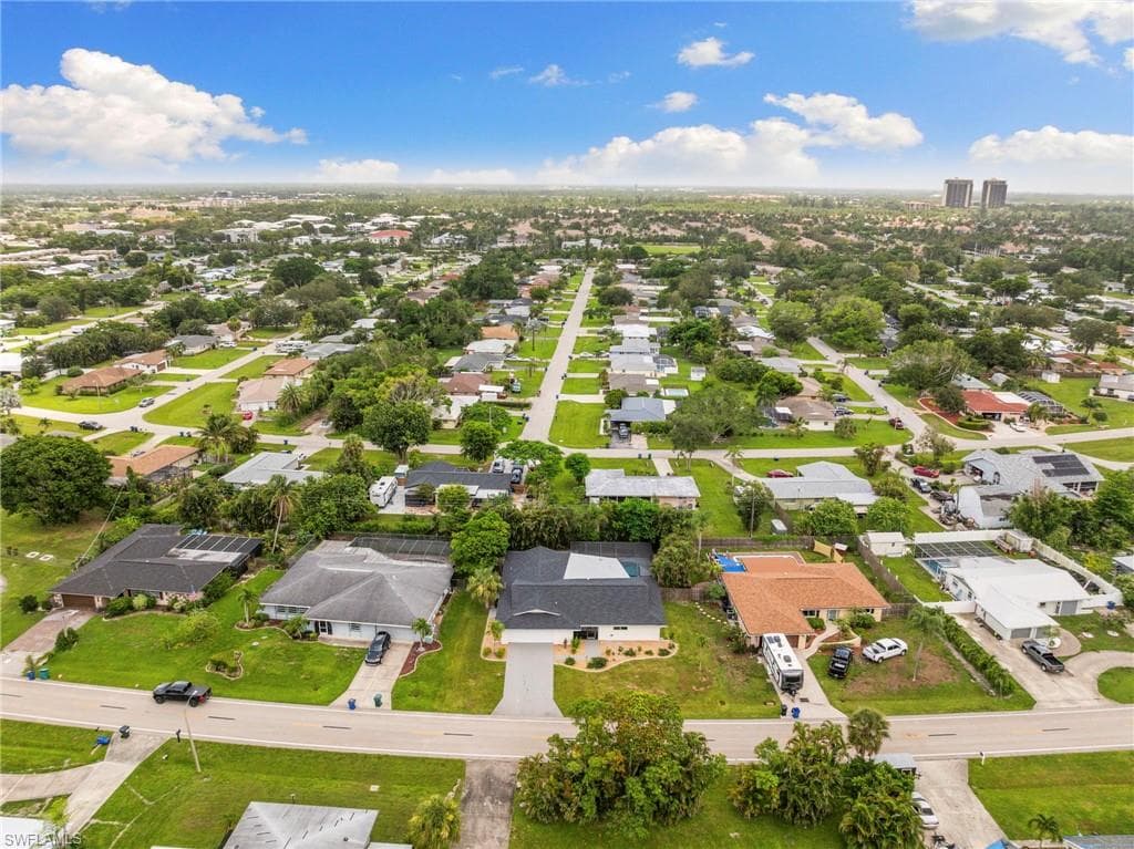 6779 Overlook Dr, Fort Myers, FL 33919-36