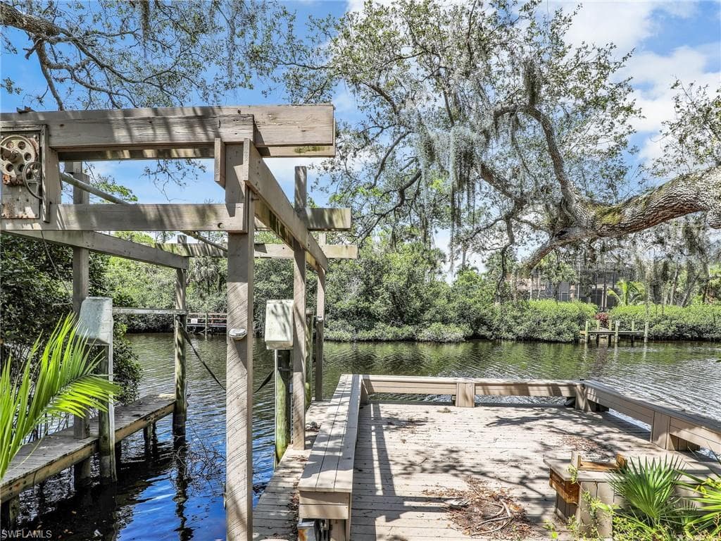 9964 Puopolo Ln, Bonita Springs, FL 34135-23