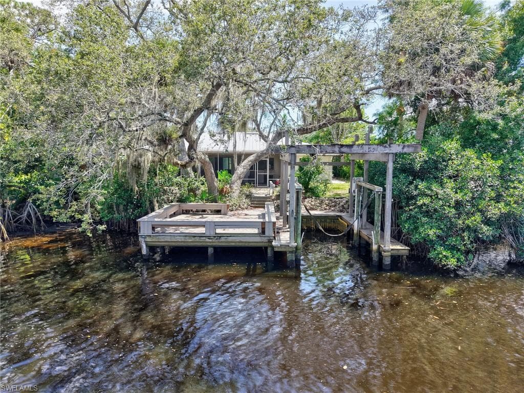 9964 Puopolo Ln, Bonita Springs, FL 34135-24