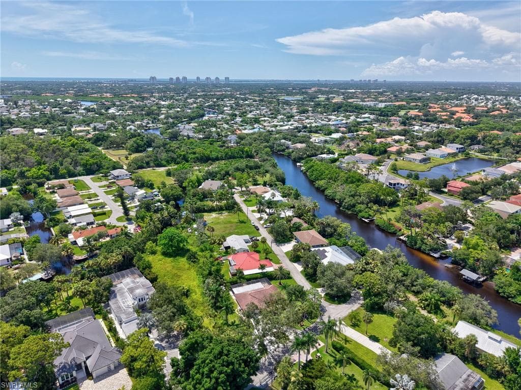 9964 Puopolo Ln, Bonita Springs, FL 34135-27