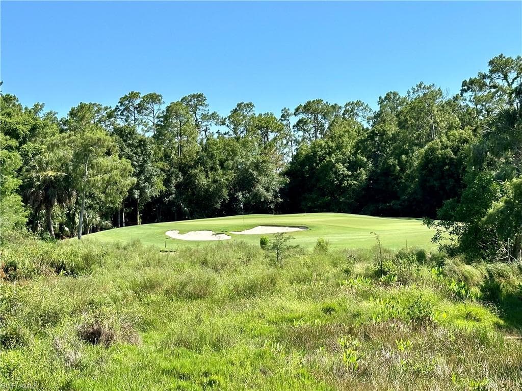 4863 Hampshire Ct 4-202, Naples, FL 34112-21