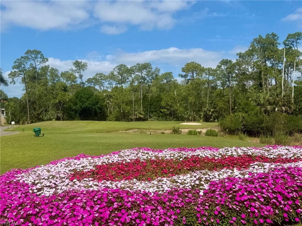 4863 Hampshire Ct 4-202, Naples, FL 34112-22