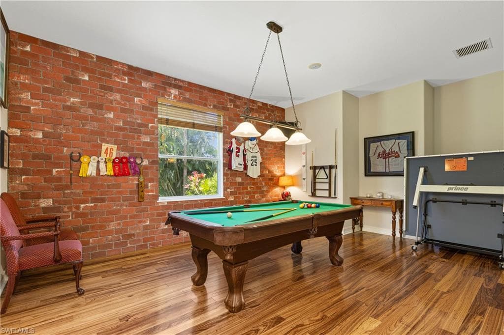 2116 Harlans Run, Naples, FL 34105-20