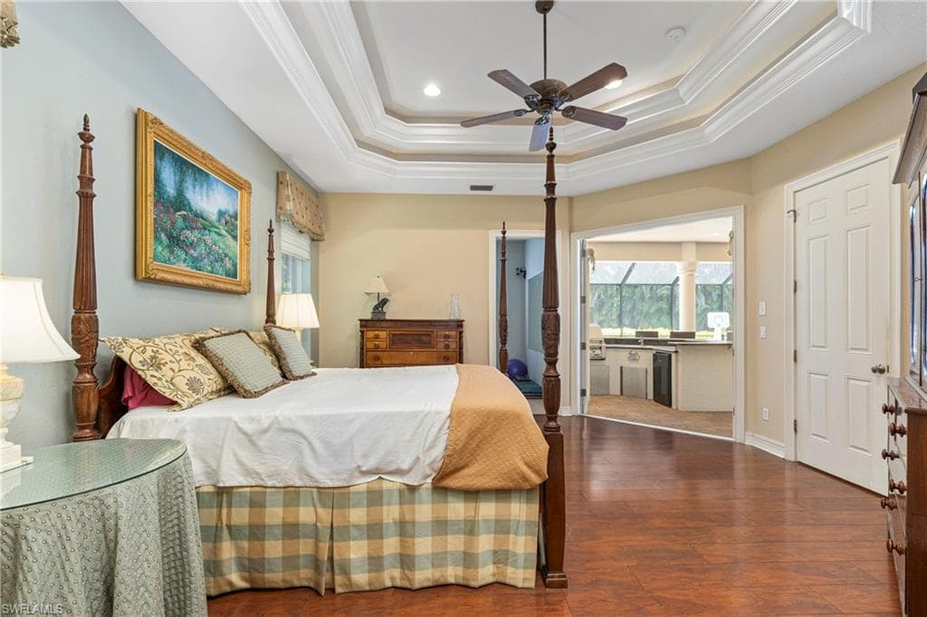 2116 Harlans Run, Naples, FL 34105-25
