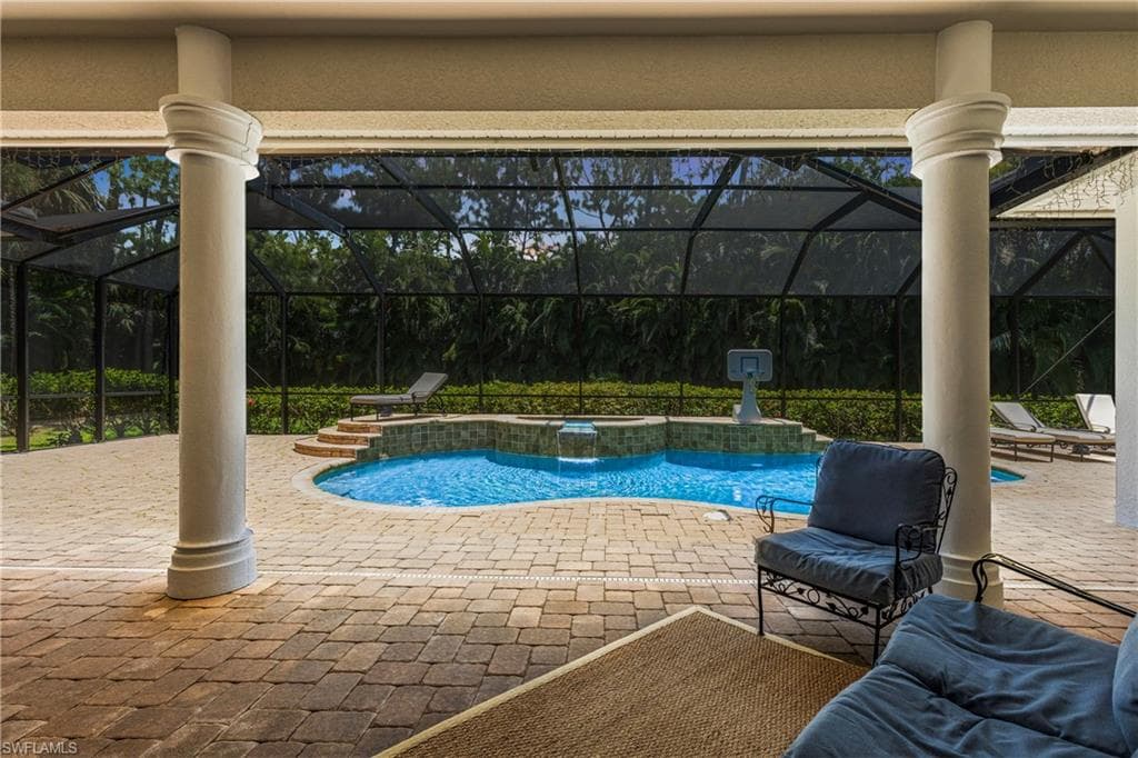 2116 Harlans Run, Naples, FL 34105-36