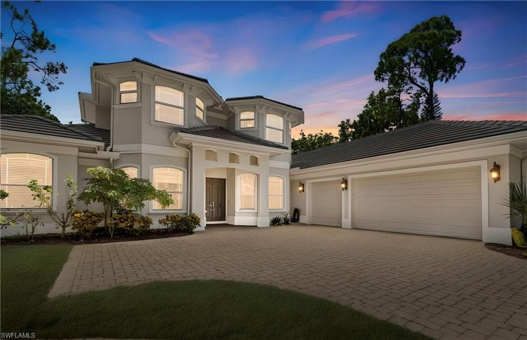 2116 Harlans Run, Naples, FL 34105-3