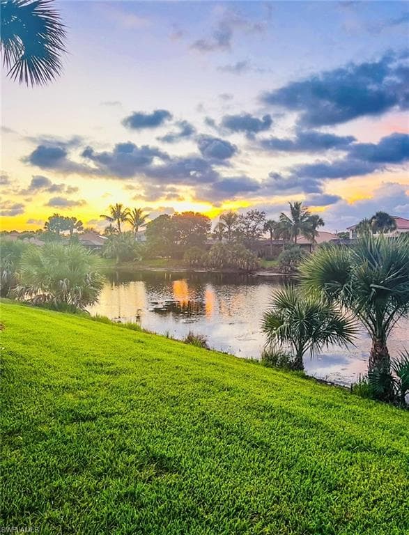 8215 Potomac Ln, Naples, FL 34104-49