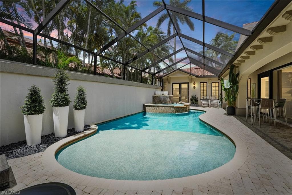 2892 Tiburon Blvd E, Naples, FL 34109-42