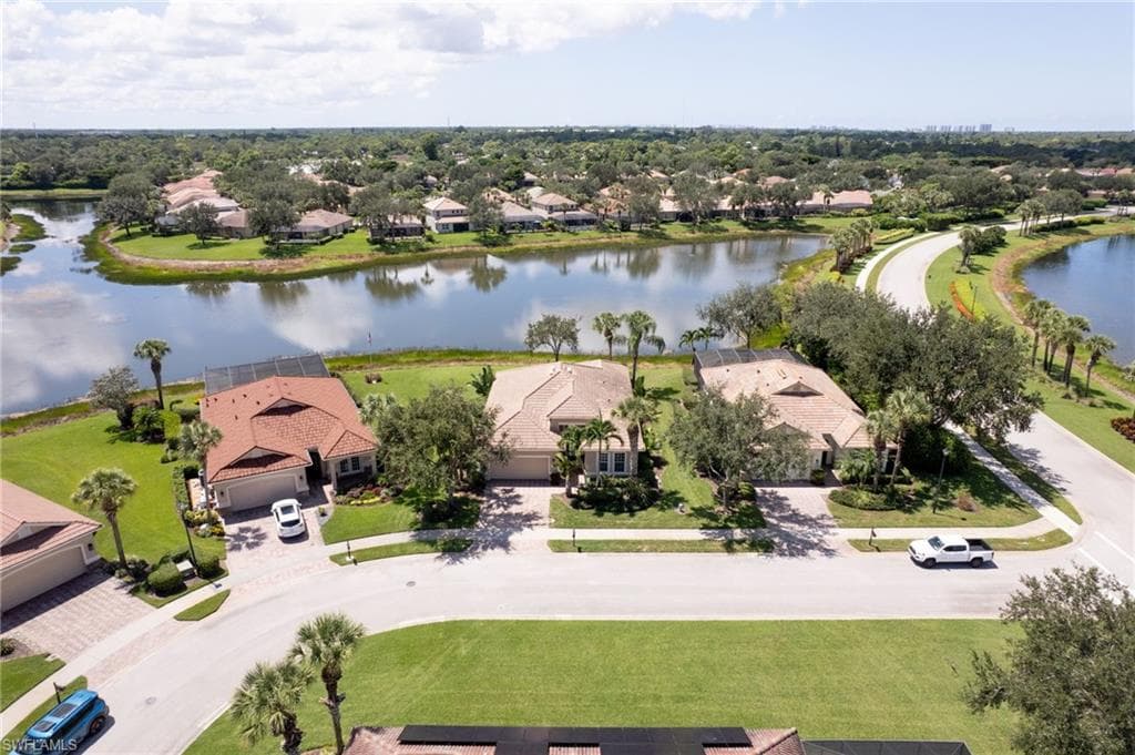 26365 Stonewall Ln, Bonita Springs, FL 34135-29