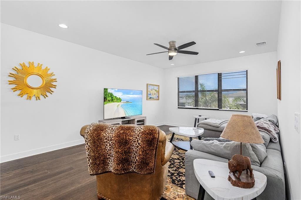 20389 Estero Crossing Blvd, Estero, FL 33928-28
