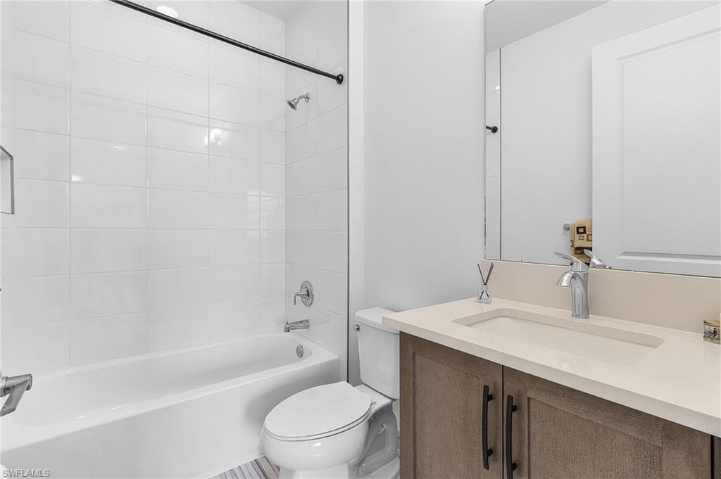 20389 Estero Crossing Blvd, Estero, FL 33928-38