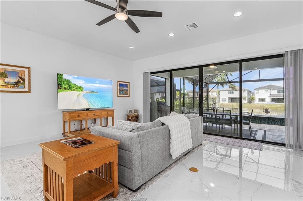 20389 Estero Crossing Blvd, Estero, FL 33928-7