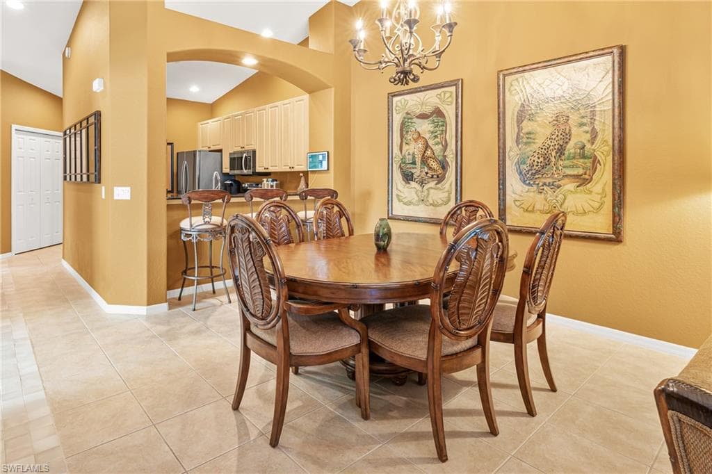 6239 Mandalay Cir 42, Naples, FL 34112-16
