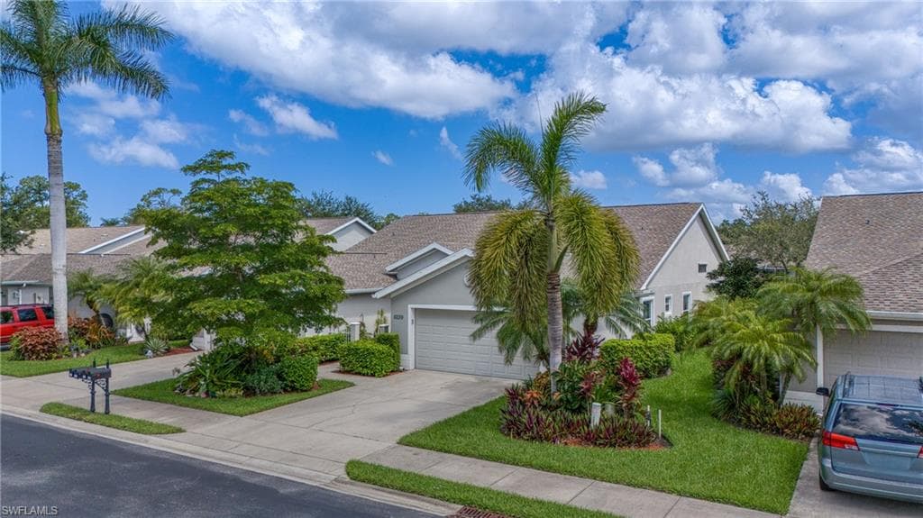 6239 Mandalay Cir 42, Naples, FL 34112-3