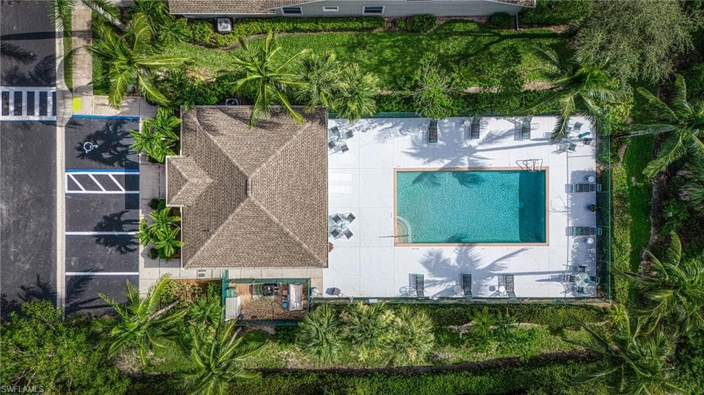 6239 Mandalay Cir 42, Naples, FL 34112-45