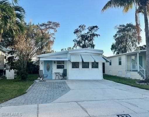 433 Cheetah Dr 433, Naples, FL 34114-26