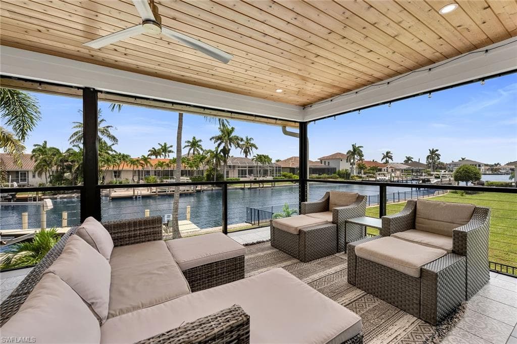 157 Snowberry Ct, Marco Island, FL 34145-16