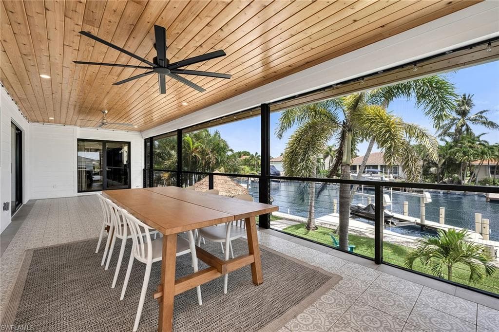 157 Snowberry Ct, Marco Island, FL 34145-17