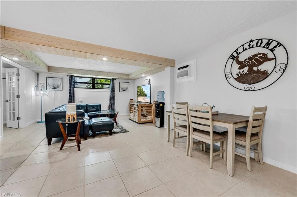 157 Snowberry Ct, Marco Island, FL 34145-31