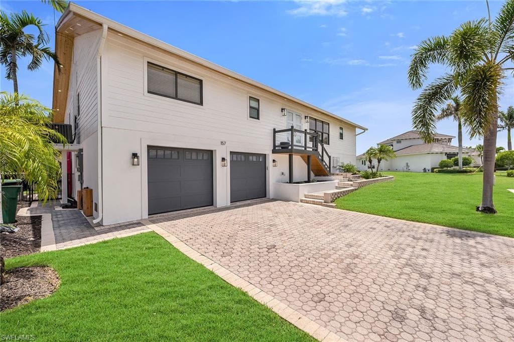 157 Snowberry Ct, Marco Island, FL 34145-46