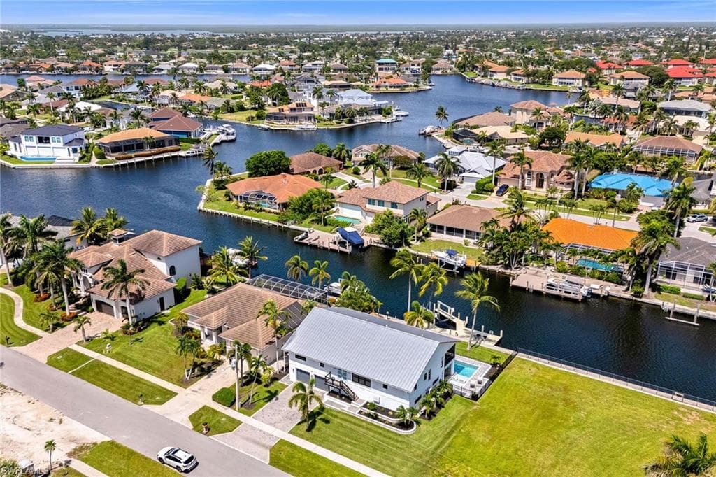 157 Snowberry Ct, Marco Island, FL 34145-47