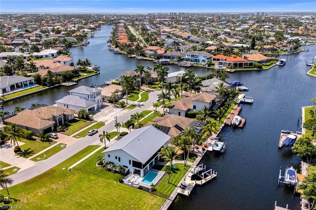 157 Snowberry Ct, Marco Island, FL 34145-48
