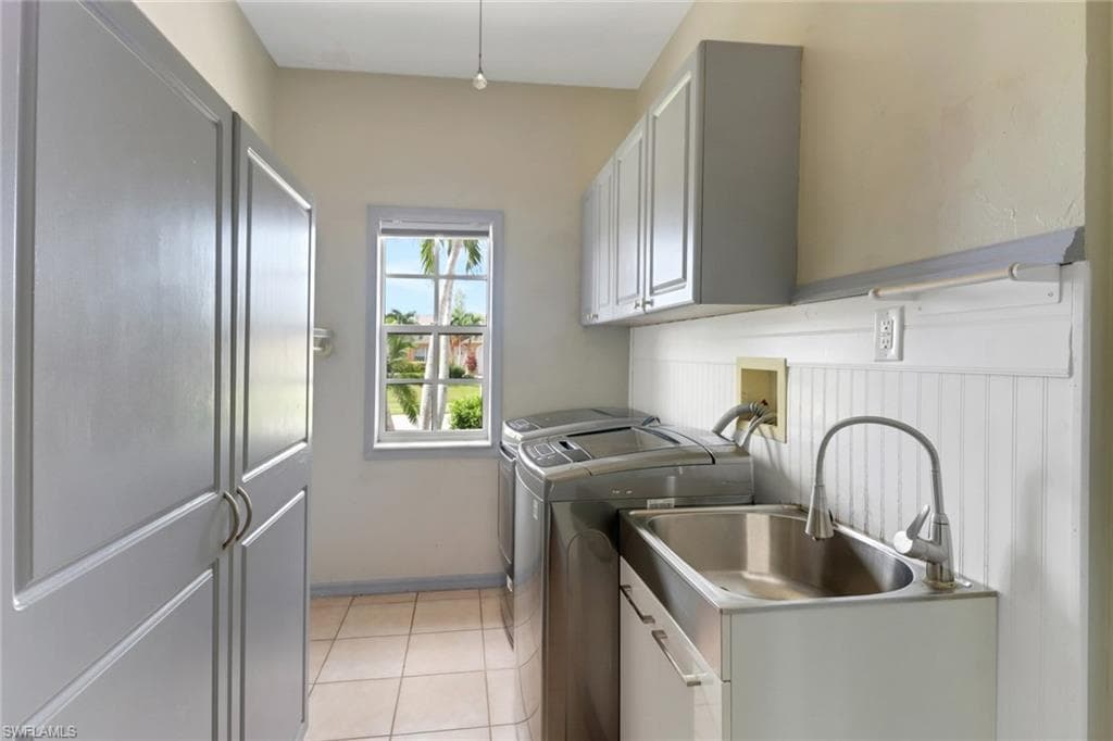 1137 39th St, Cape Coral, FL 33914-22