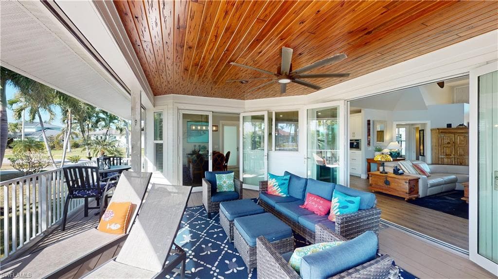 90 Seas Ct, Marco Island, FL 34145-23