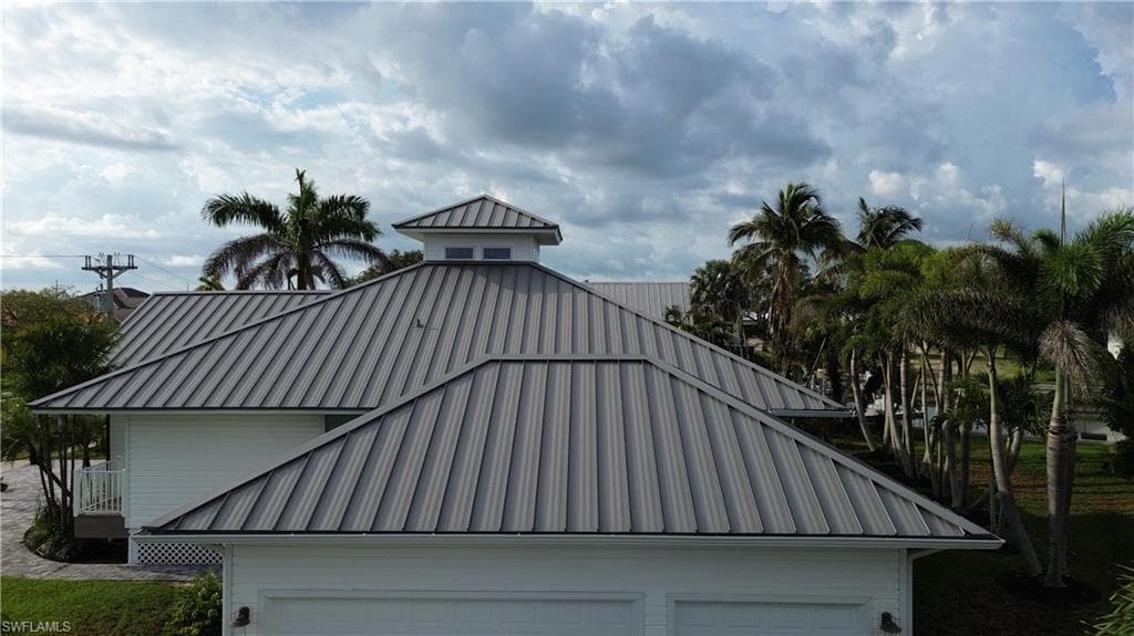 90 Seas Ct, Marco Island, FL 34145-39