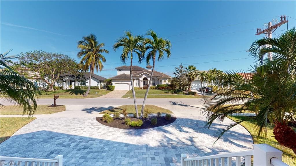 90 Seas Ct, Marco Island, FL 34145-40
