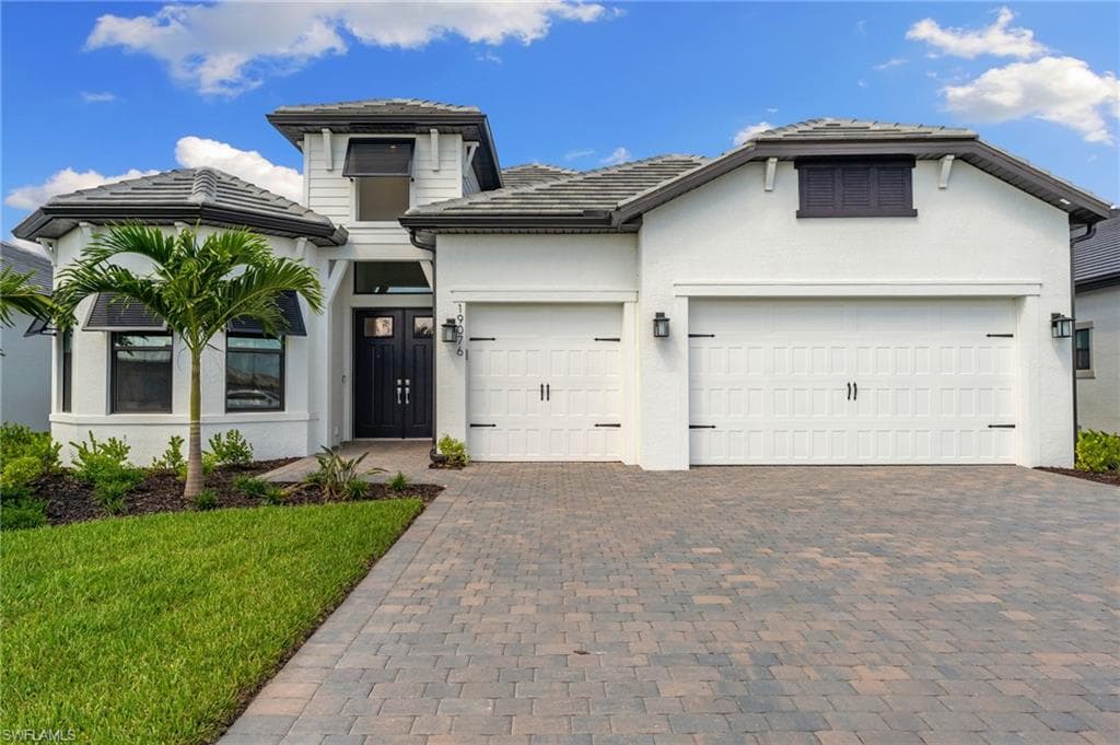 19076 Gentry Pl, Estero, FL 33928-1