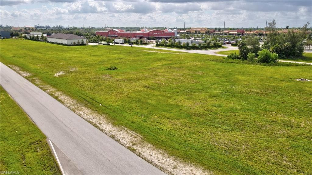 1448 4th Ter, Cape Coral, FL 33991-10