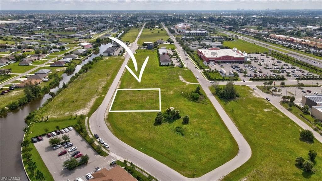 1448 4th Ter, Cape Coral, FL 33991-3