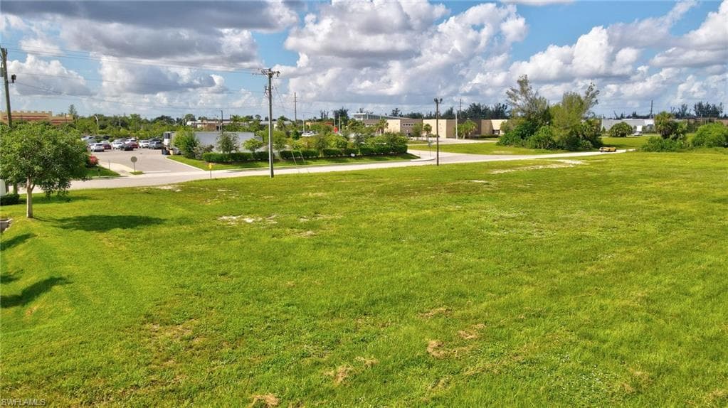1429 Ceitus Ter, Cape Coral, FL 33991-9