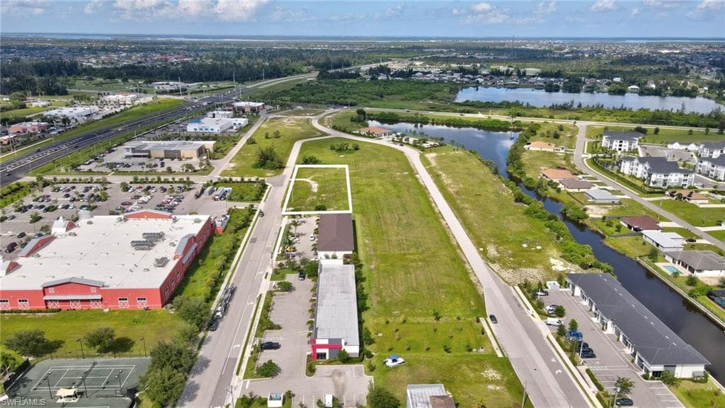 1429 Ceitus Ter, Cape Coral, FL 33991-12