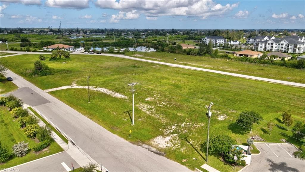 1429 Ceitus Ter, Cape Coral, FL 33991-5