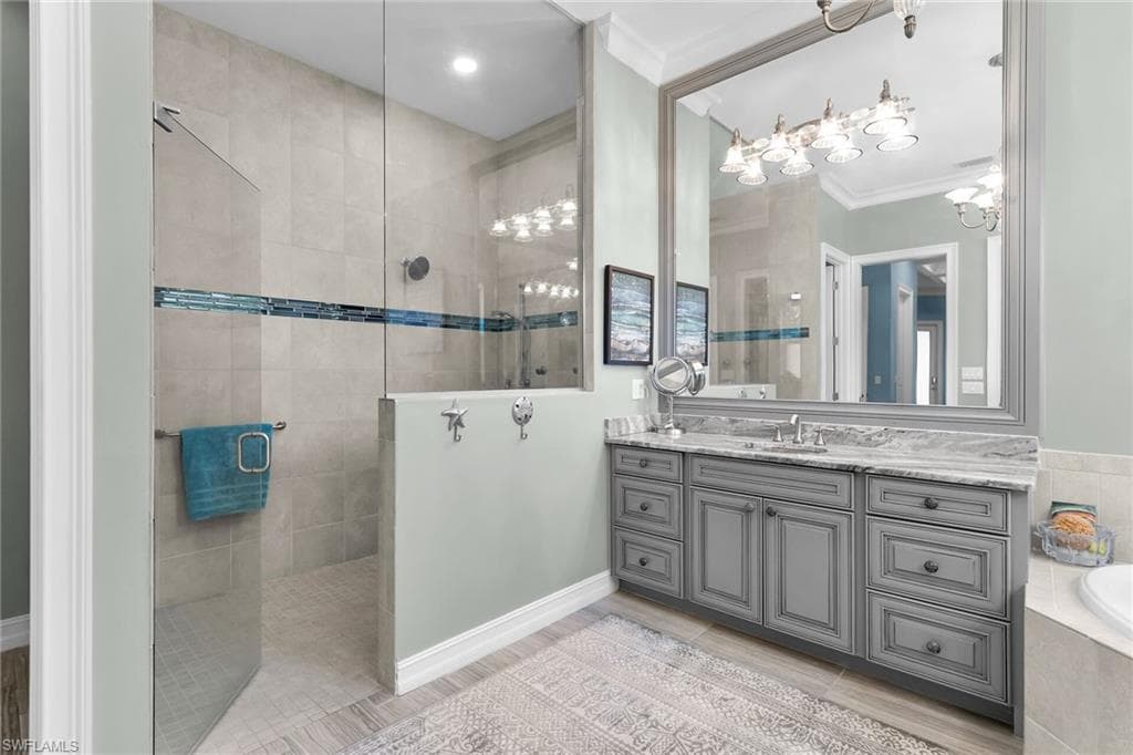 9369 Campanile Cir, Naples, FL 34114-17