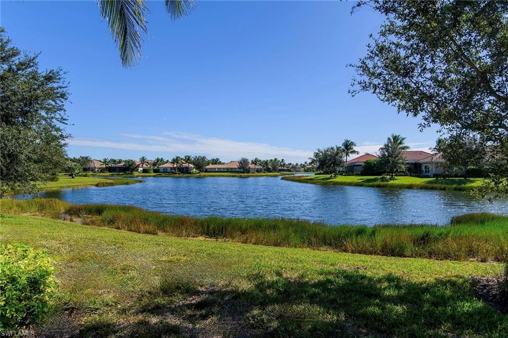 9369 Campanile Cir, Naples, FL 34114-35