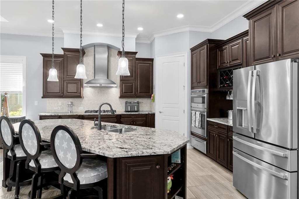 9369 Campanile Cir, Naples, FL 34114-6