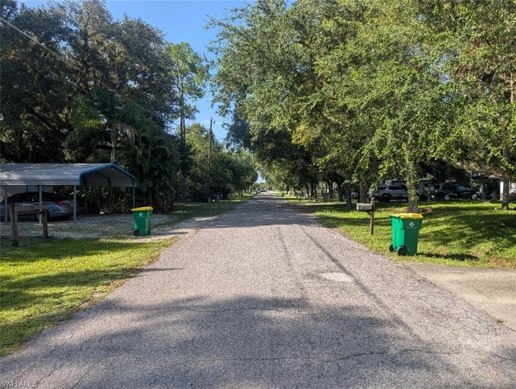 0 Hickory St, Labelle, FL 33935-12