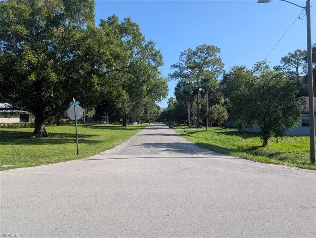 0 Hickory St, Labelle, FL 33935-16