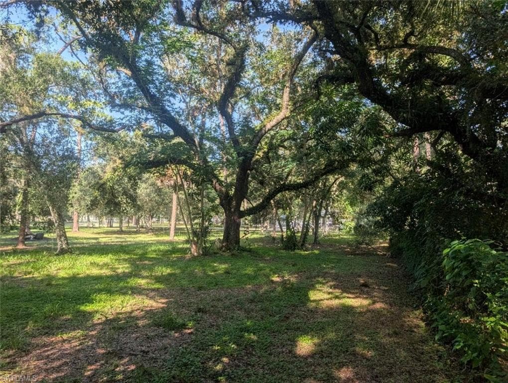 0 Hickory St, Labelle, FL 33935-20